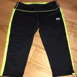 Under armour cropped leggings